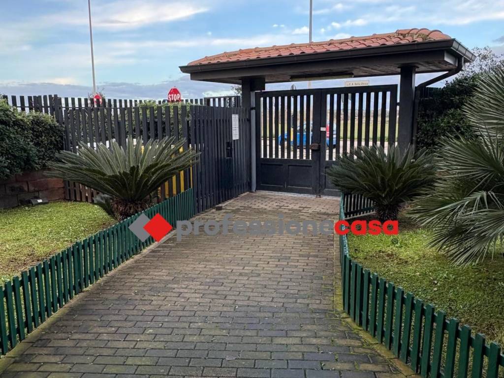 Appartamento a Pomezia in Via Generale Carlo Alberto Dalla Chiesa - Foto 3