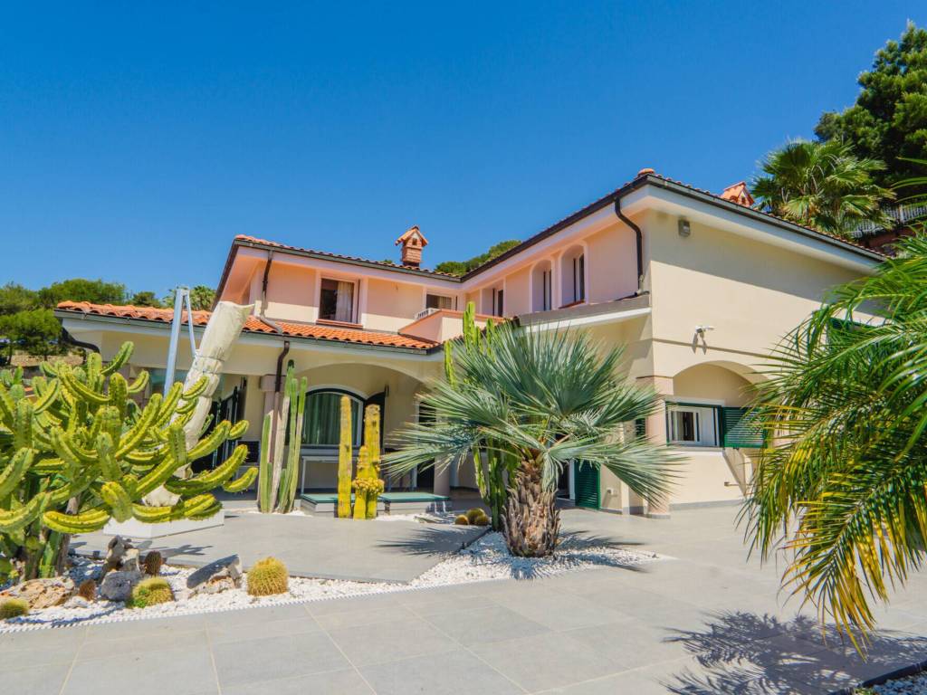 Villa a Andora in Strada delle Catene, 89 - Foto 3