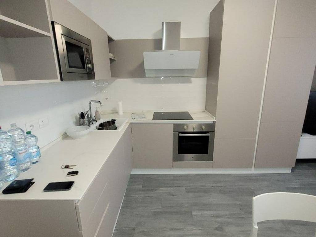 Appartamento a Civitanova marche in Via Edmondo De Amicis - Foto 2