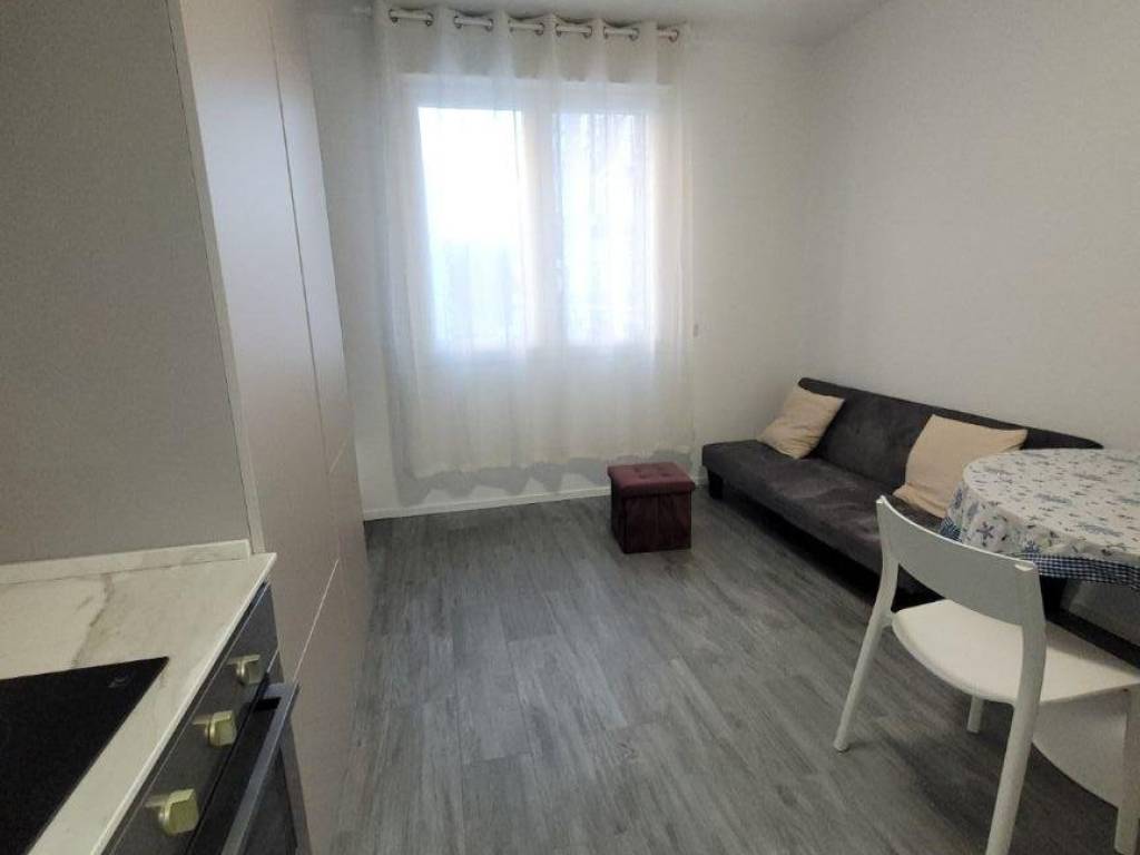 Appartamento a Civitanova marche in Via Edmondo De Amicis - Foto 3