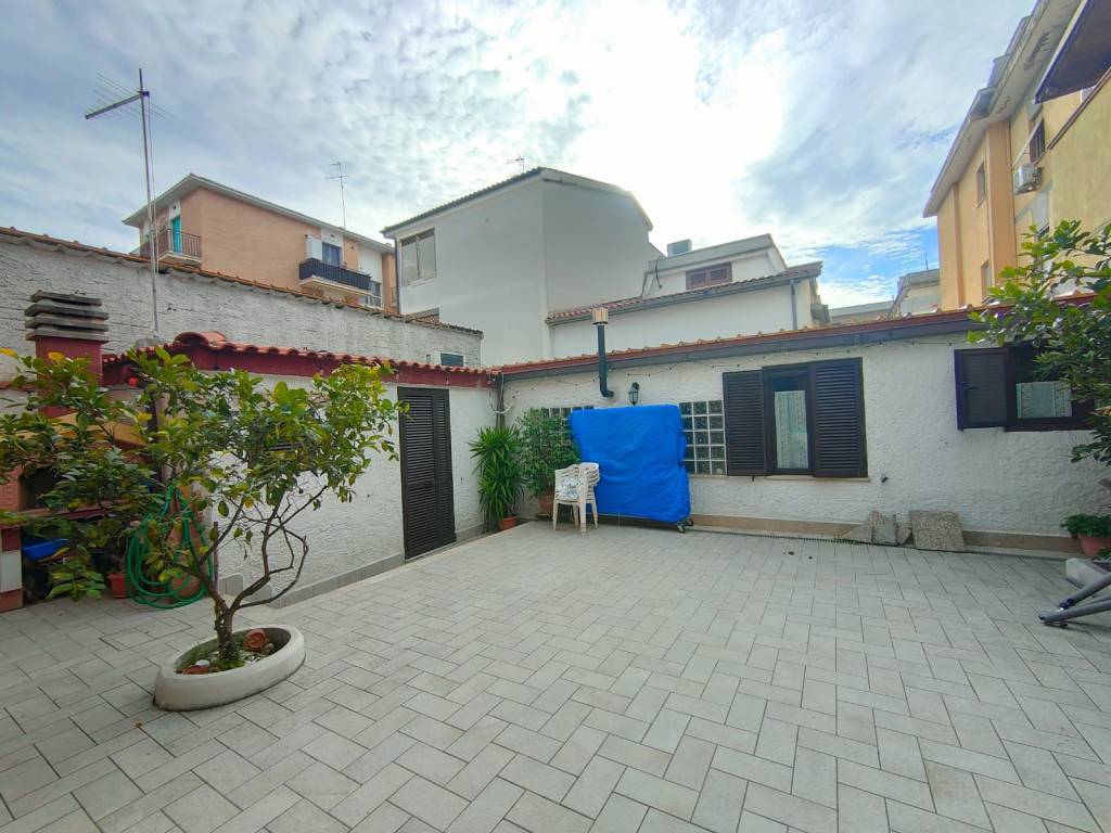 Appartamento a Ladispoli in Via La Spezia - Foto 4