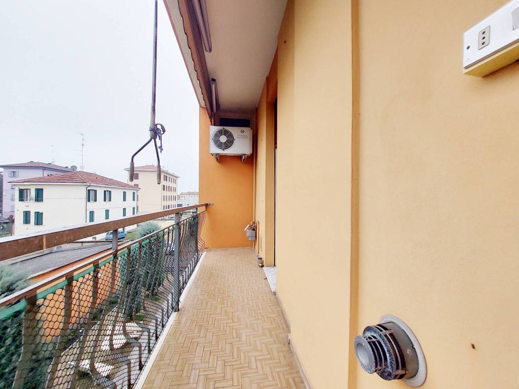 Appartamento a Novellara in Via Giacomo Matteotti - Foto 4
