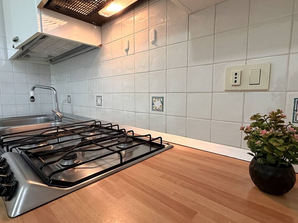 Appartamento a Riccione in Viale Alessandro Volta, 7 - Foto 5