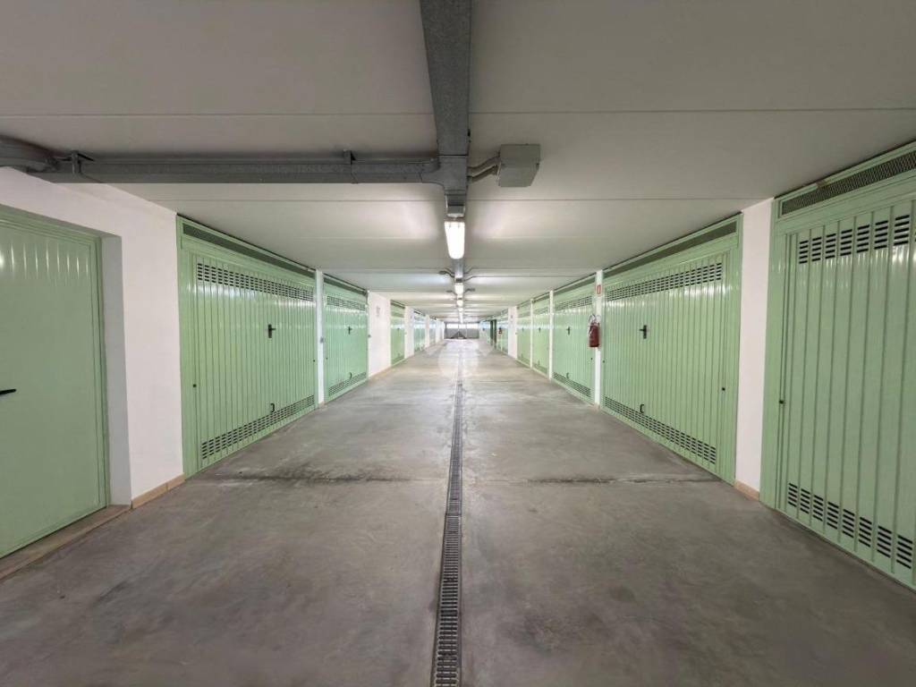 Box / garage a Comacchio in Via imola, 15 - Foto 2