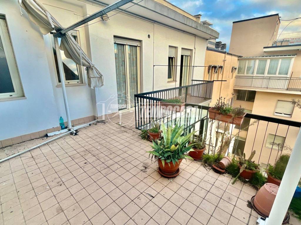 Attico / mansarda a Pescara in Corso Vittorio Emanuele II - Foto 4