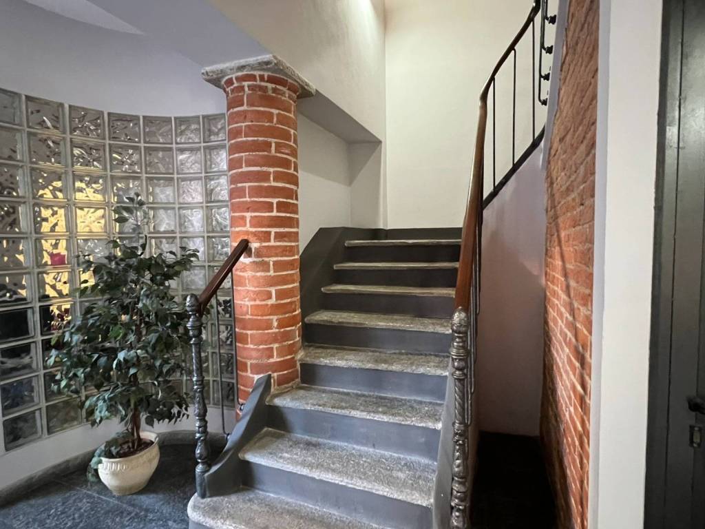 Appartamento a Alessandria in Corso Cento Cannoni - Foto 3