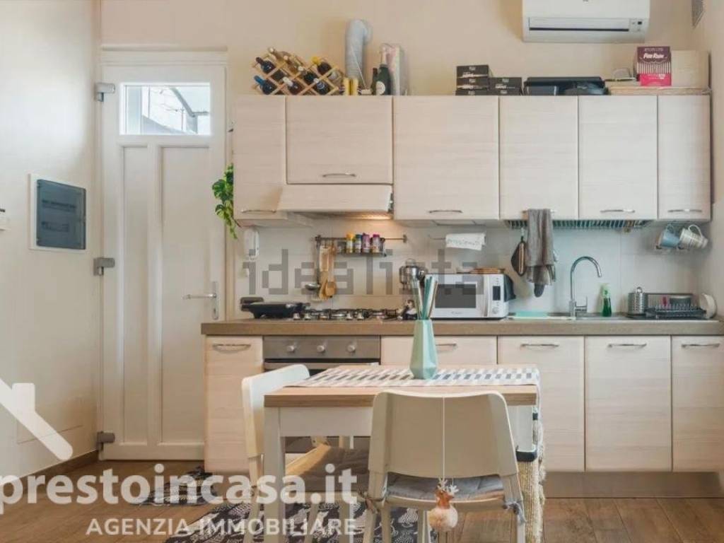 Appartamento a Viareggio in Via Gotica, , 23 - Foto 2