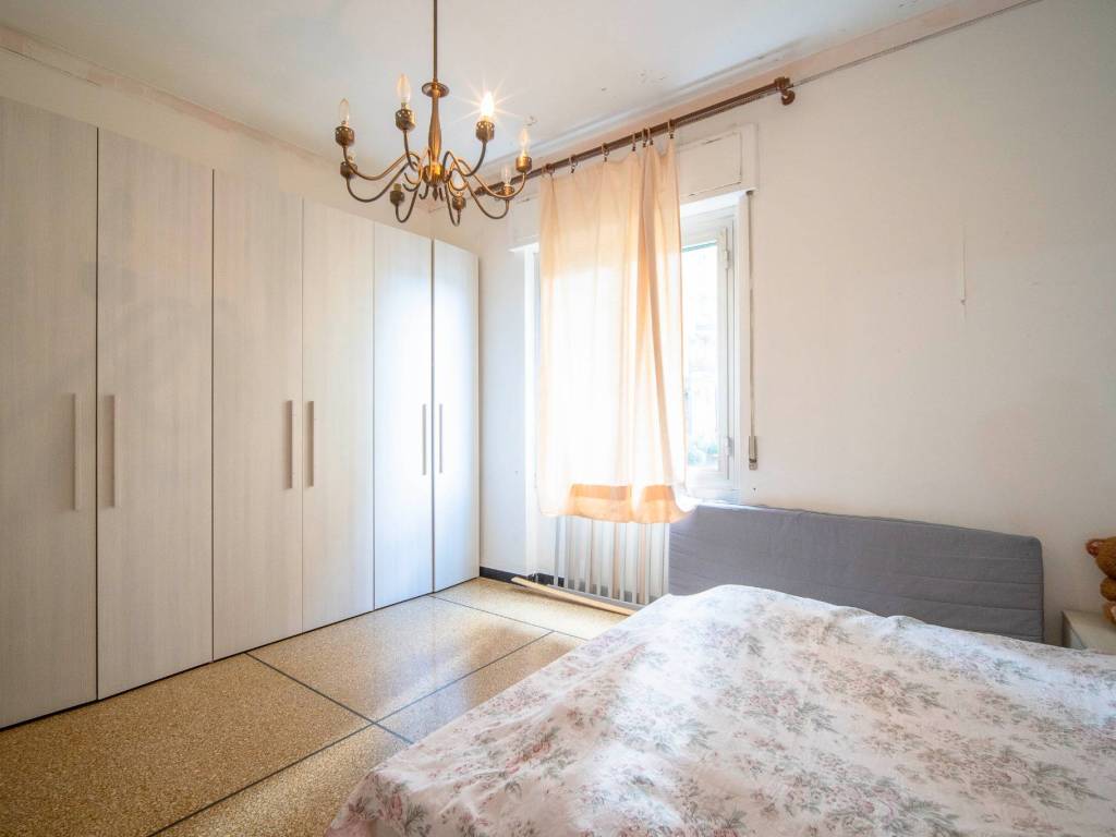 Appartamento a Genova in Via Remigio Zena - Foto 3