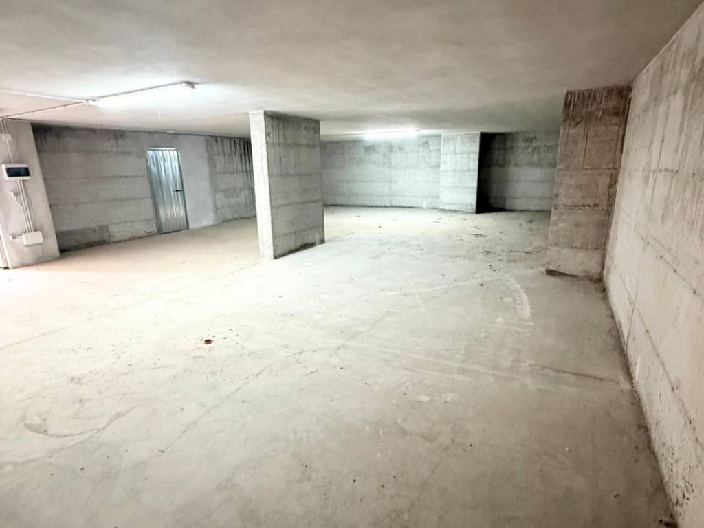 Box / garage a Castelsardo in Via Eleonora d'Arborea, 67 - Foto 3
