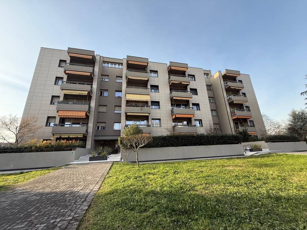 Appartamento a Brescia in Via Guglielmo Oberdan - Foto 2