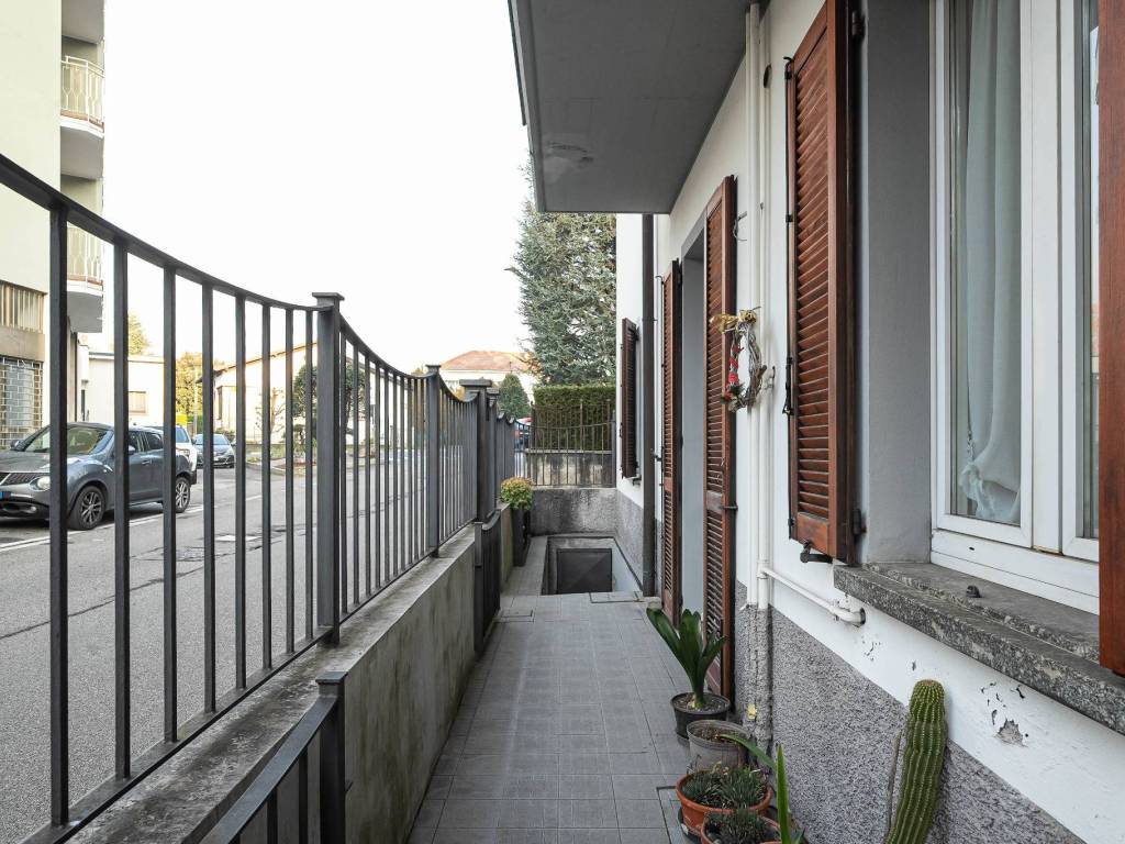 Appartamento a Oggiono in Via Giuseppe Verdi - Foto 2