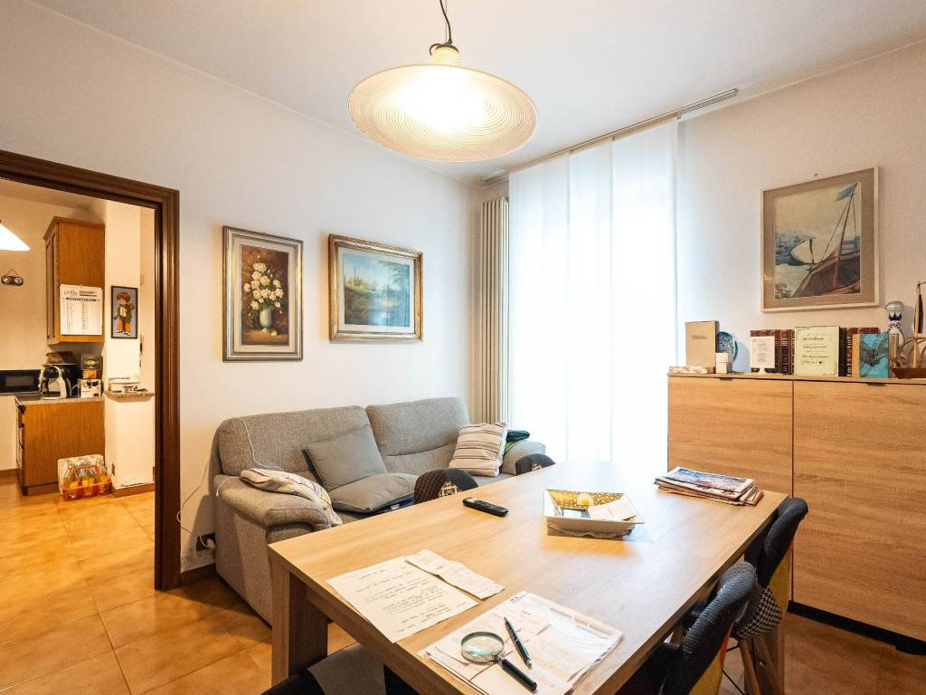 Appartamento a Oggiono in Via Giuseppe Verdi - Foto 4