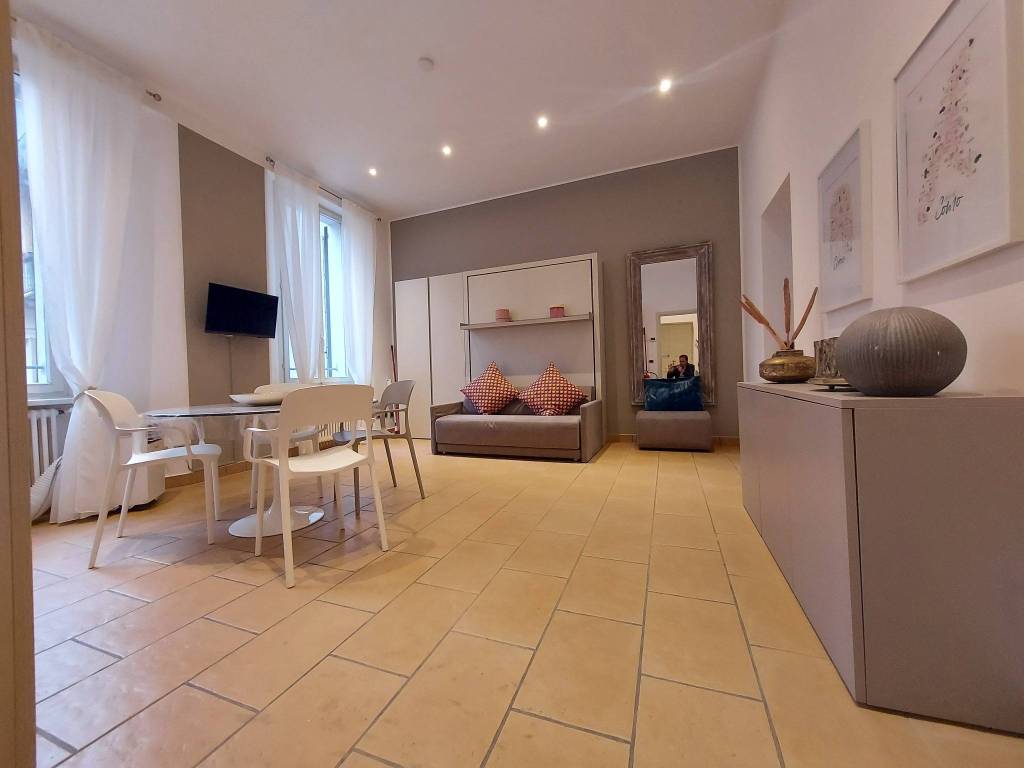 Appartamento a Como in Via Armando Diaz, 31 - Foto 4