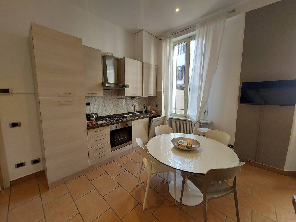 Appartamento a Como in Via Armando Diaz, 31 - Foto 5