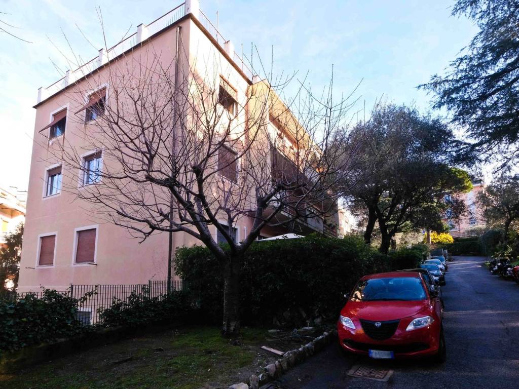 Appartamento a Genova in Via Puggia - Foto 3