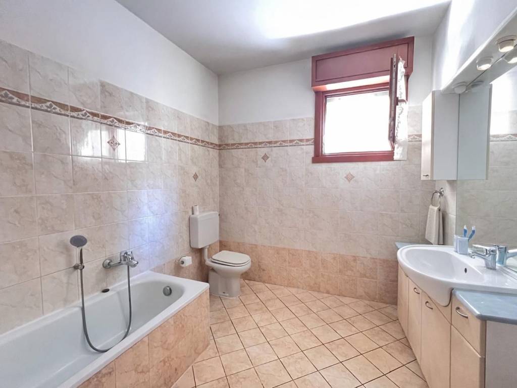 Appartamento a Sant'ilario d'enza in Via Giacomo Matteotti, 49 - Foto 4