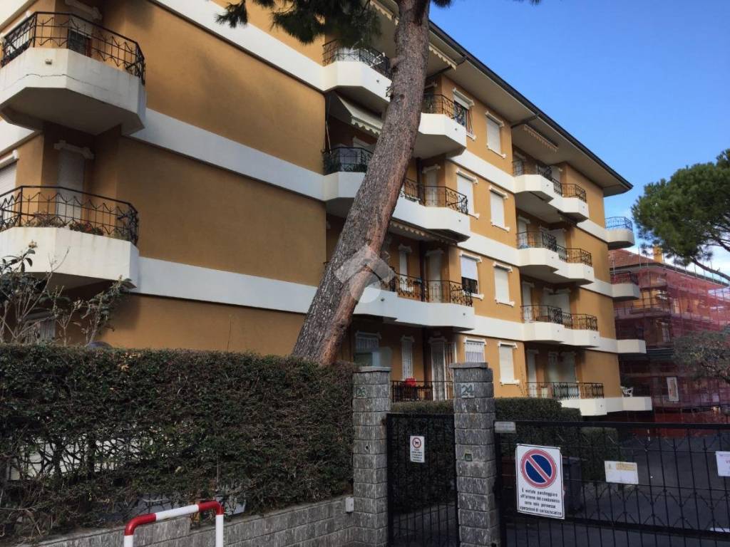 Box / garage a Bordighera in Via Aurelia, 24 - Foto 2