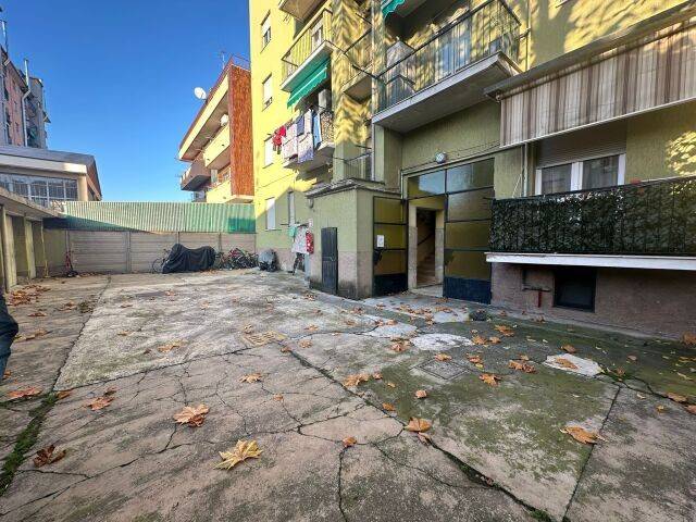 Box / garage a Cinisello balsamo in Via Abramo Lincoln, 12 - Foto 5