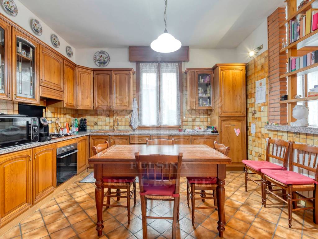 Appartamento a Casalecchio di reno in Via Bazzanese, 44 - Foto 2