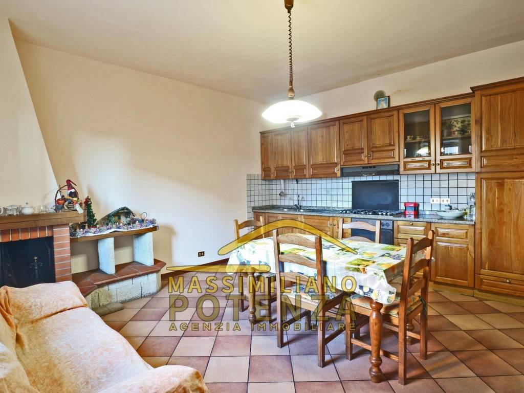 Appartamento a Pescia in Via del Giocatoio - Foto 2