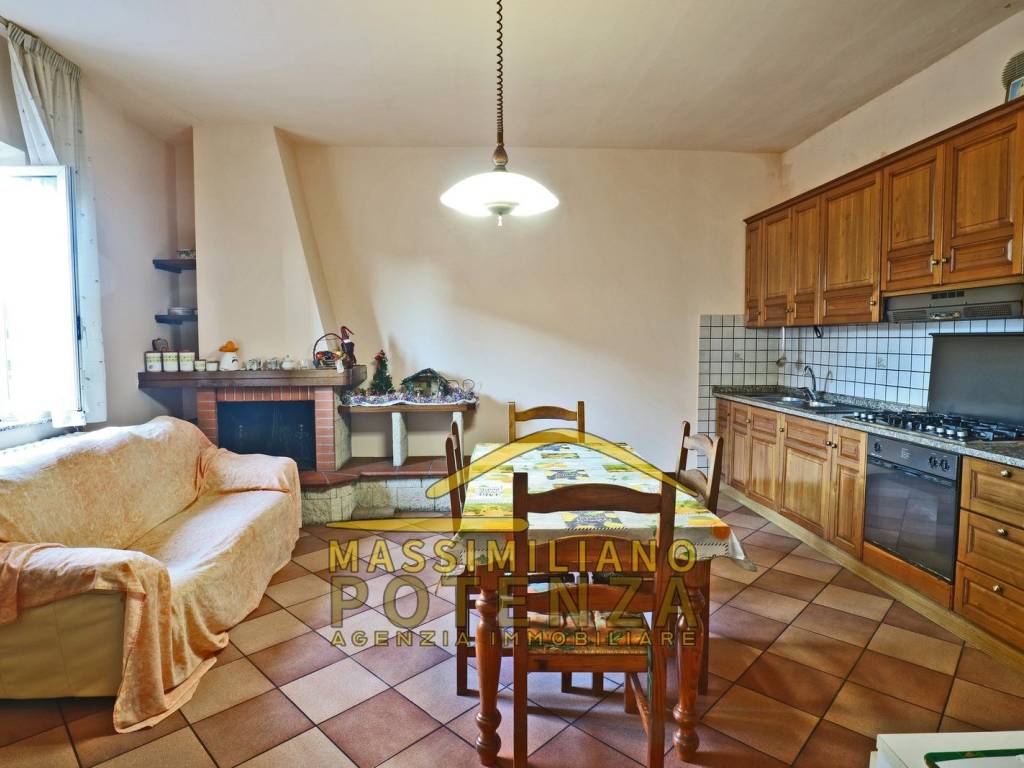 Appartamento a Pescia in Via del Giocatoio - Foto 4