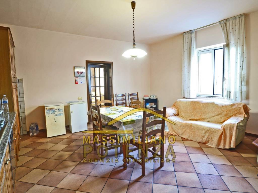 Appartamento a Pescia in Via del Giocatoio - Foto 5