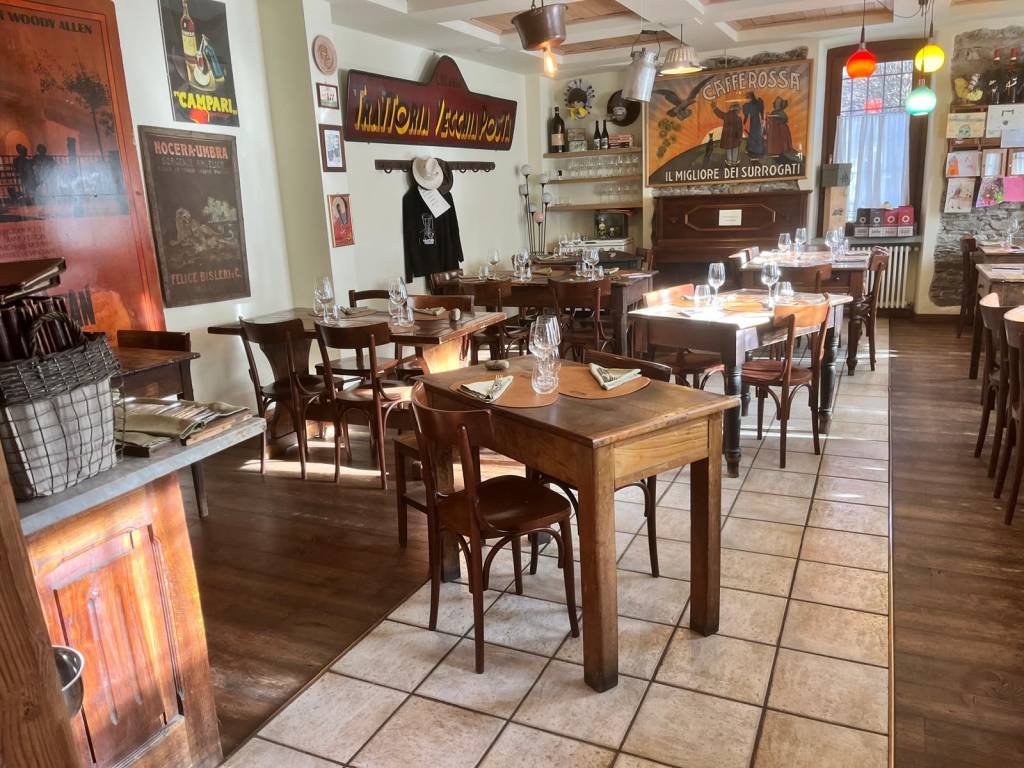 Attivit&agrave; / licenza a Pila in Via per Alagna - Foto 5