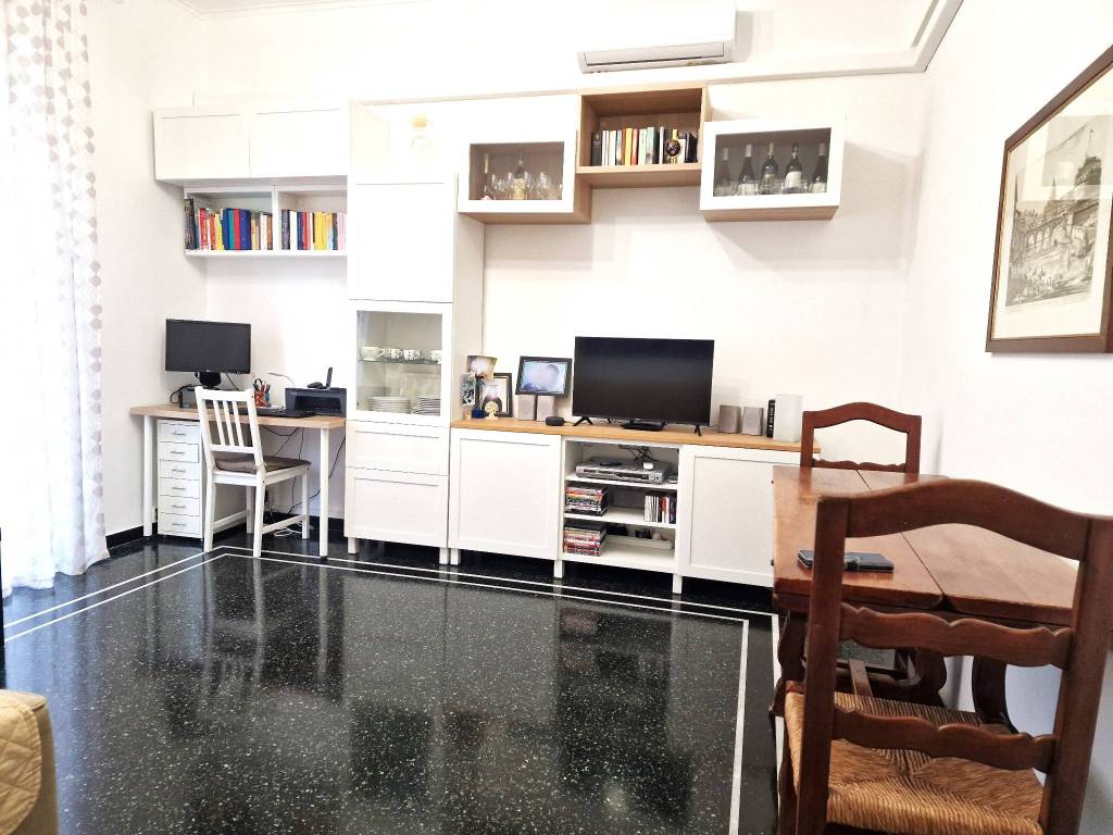 Appartamento a Genova in Via Giovanni Ambrogio Molfino, 10 - Foto 4