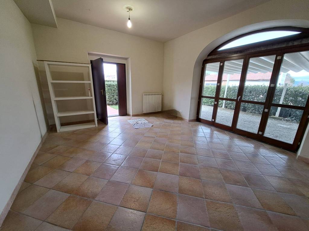 Appartamento a Quarrata in Via Larga - Foto 3