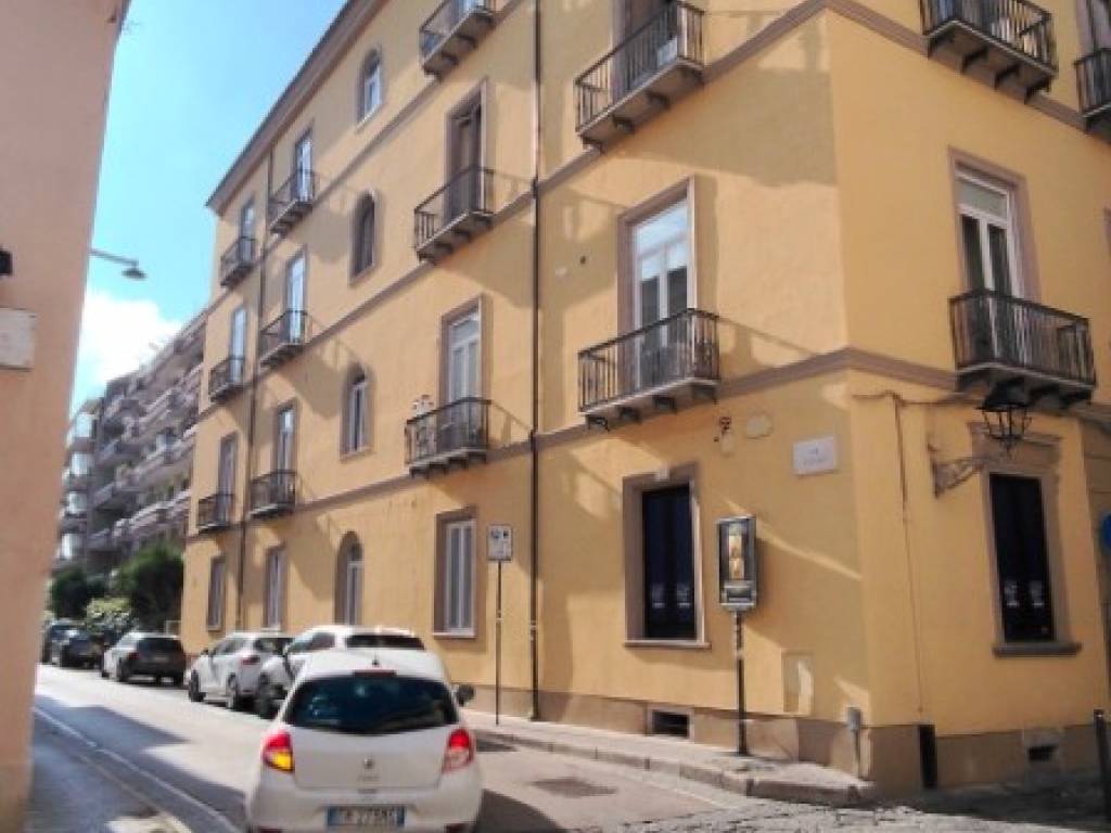 Appartamento a Caserta in Via San Carlo, 126 - Foto 3