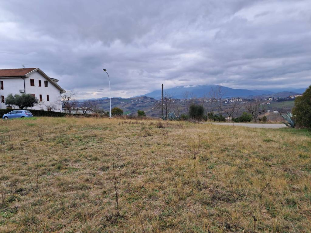 Terreno a Castignano in Santa Maria della Valle - Foto 4