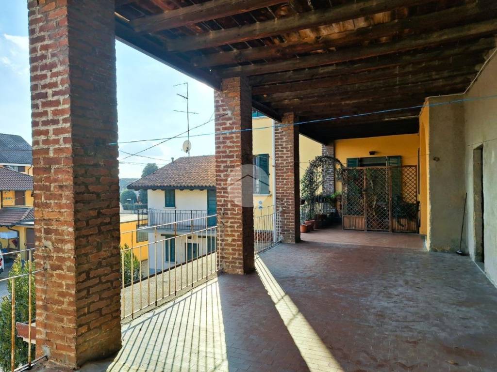 Casa indipendente a Mesero in Via I Maggio, 2 - Foto 5
