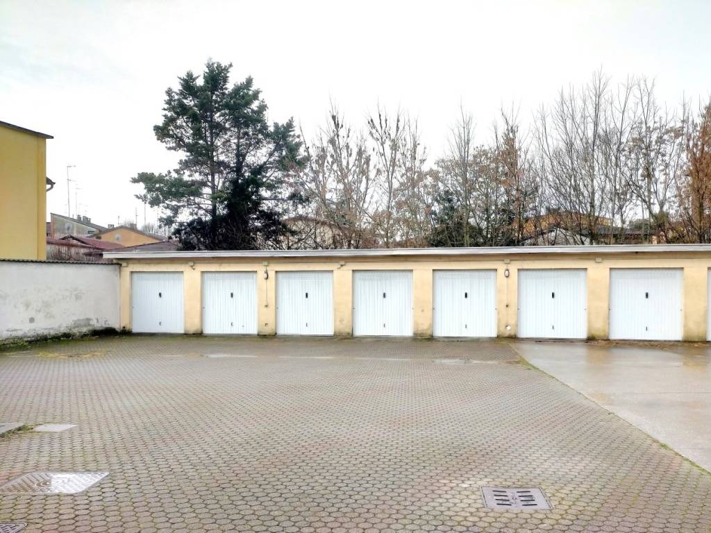 Box / garage a Cremona in Via Angelo Massarotti, 42 - Foto 5