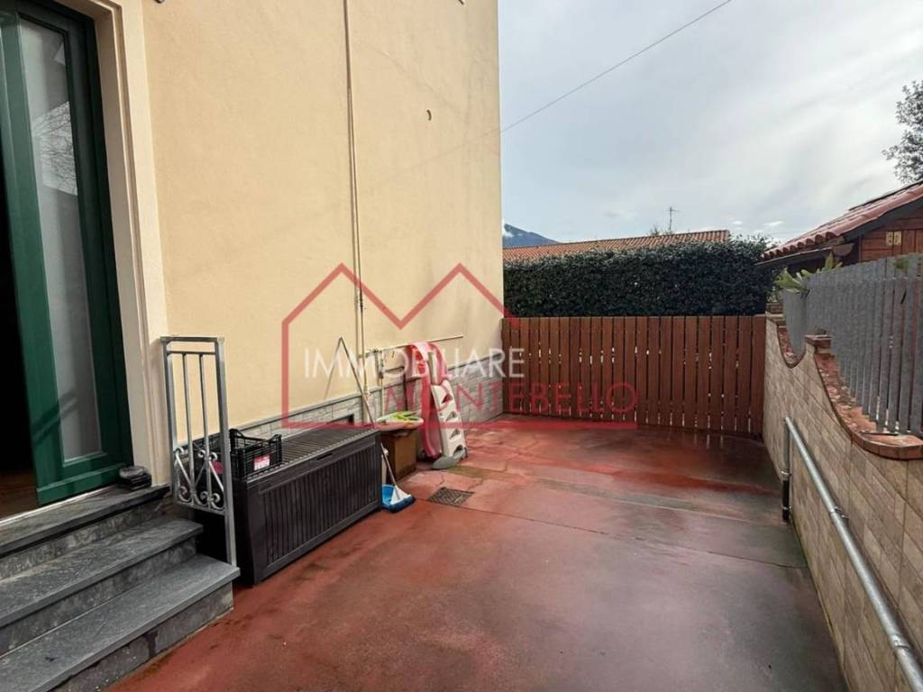 Casa indipendente a Camaiore in Via Montebello, , 1 - Foto 3