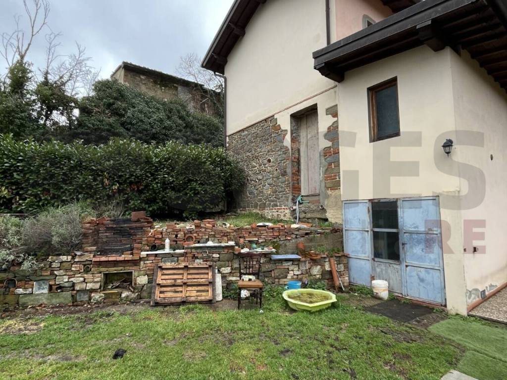 Appartamento a Terranuova bracciolini in via di persignano - Foto 2