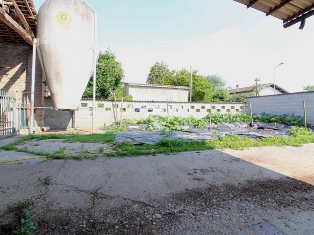 Terreno a Casaletto ceredano in Via Benedetto XV - Foto 2