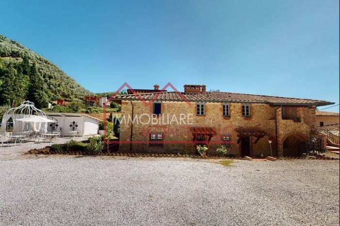 Rustico / casale a Camaiore in Via Sterpi, , 88 - Foto 2