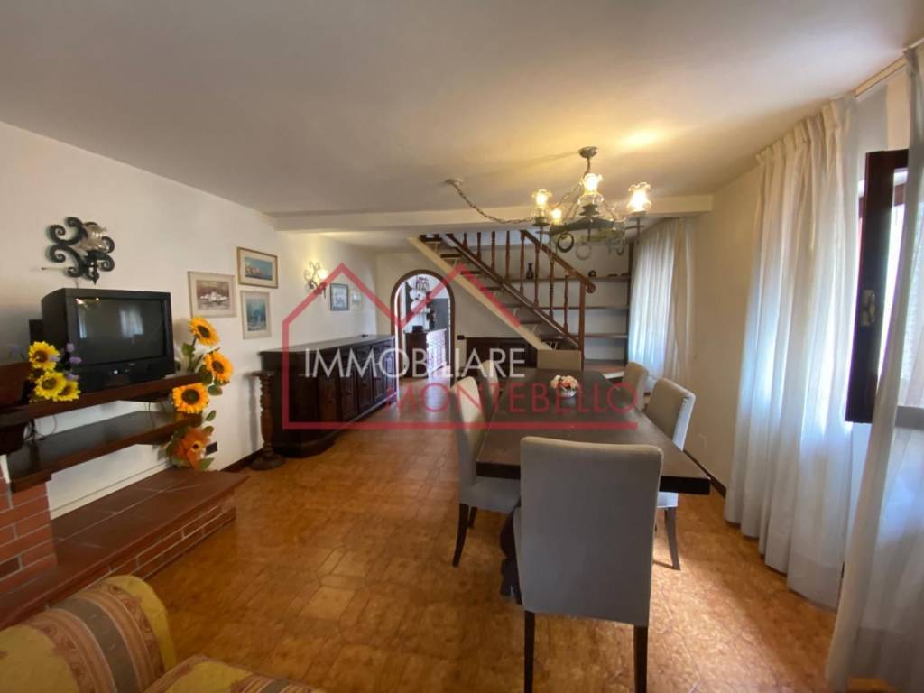 Casa indipendente a Camaiore in Via Roma, , 41 - Foto 4