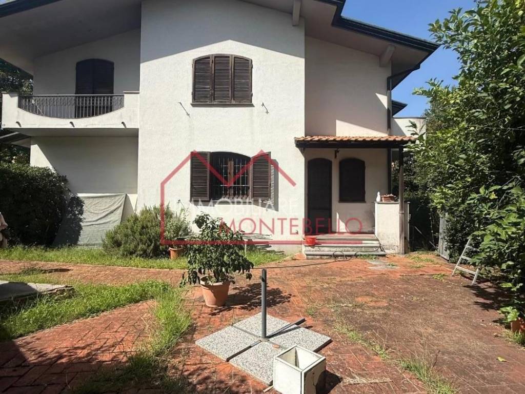 Villa a Viareggio in Viale Michelangelo Buonarroti, , 263 - Foto 4