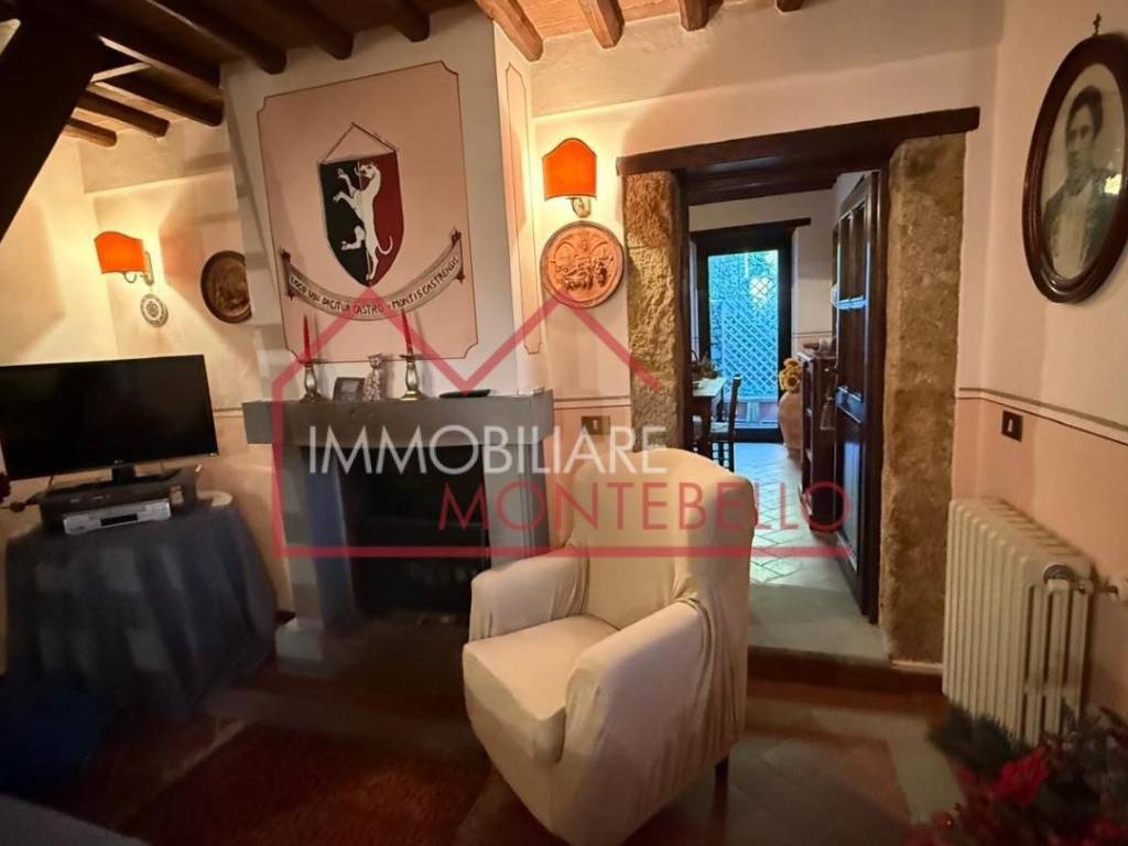 Rustico / casale a Camaiore in Via Summonti, , 55041 - Foto 2