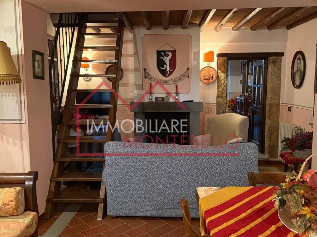 Rustico / casale a Camaiore in Via Summonti, , 55041 - Foto 3