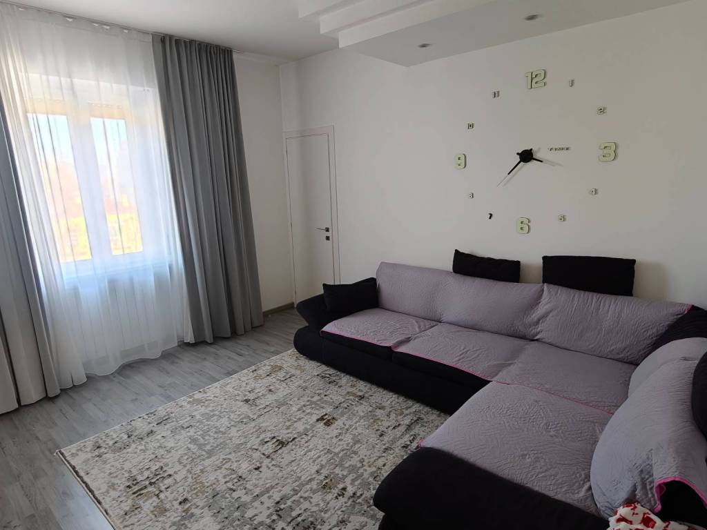 Appartamento a Verona in Via Montorio - Foto 2