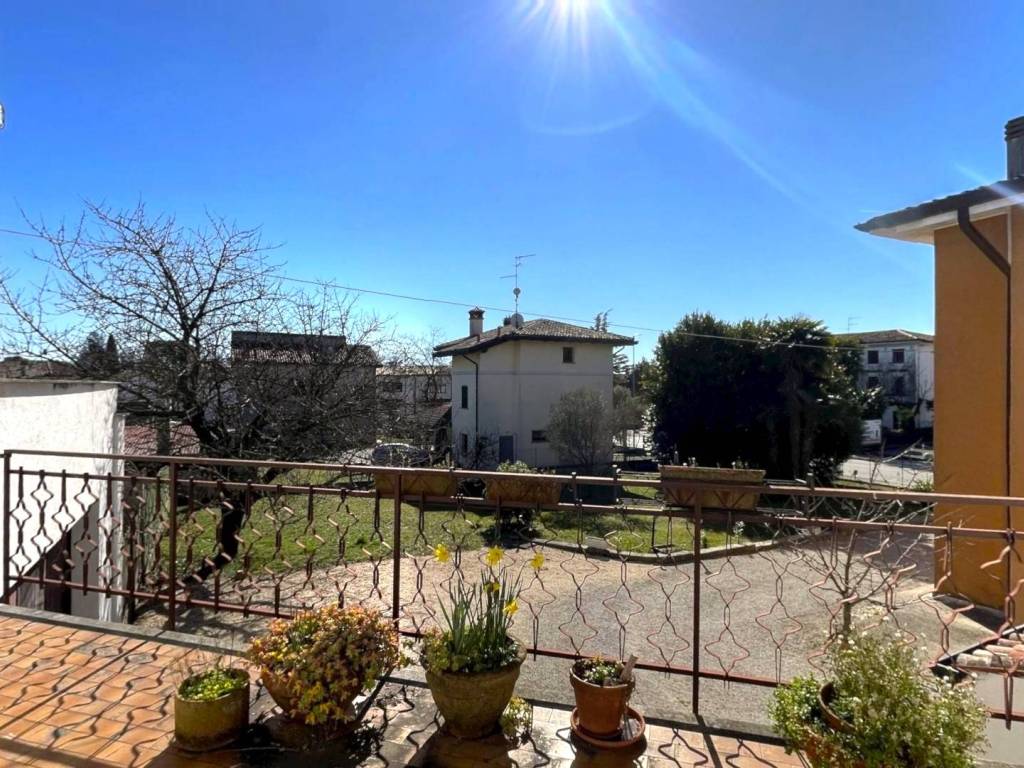 Appartamento a Aiello del friuli in Via Genova Cavalleria - Foto 4