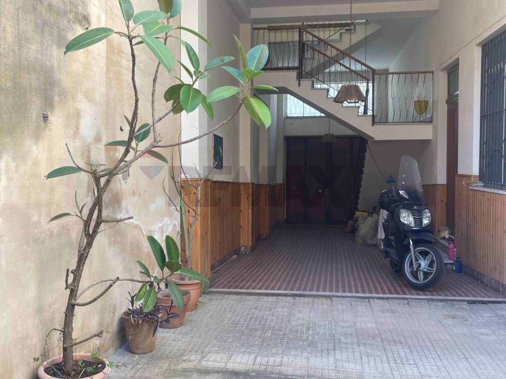Casa indipendente a Giarre in Via Carolina - Foto 3