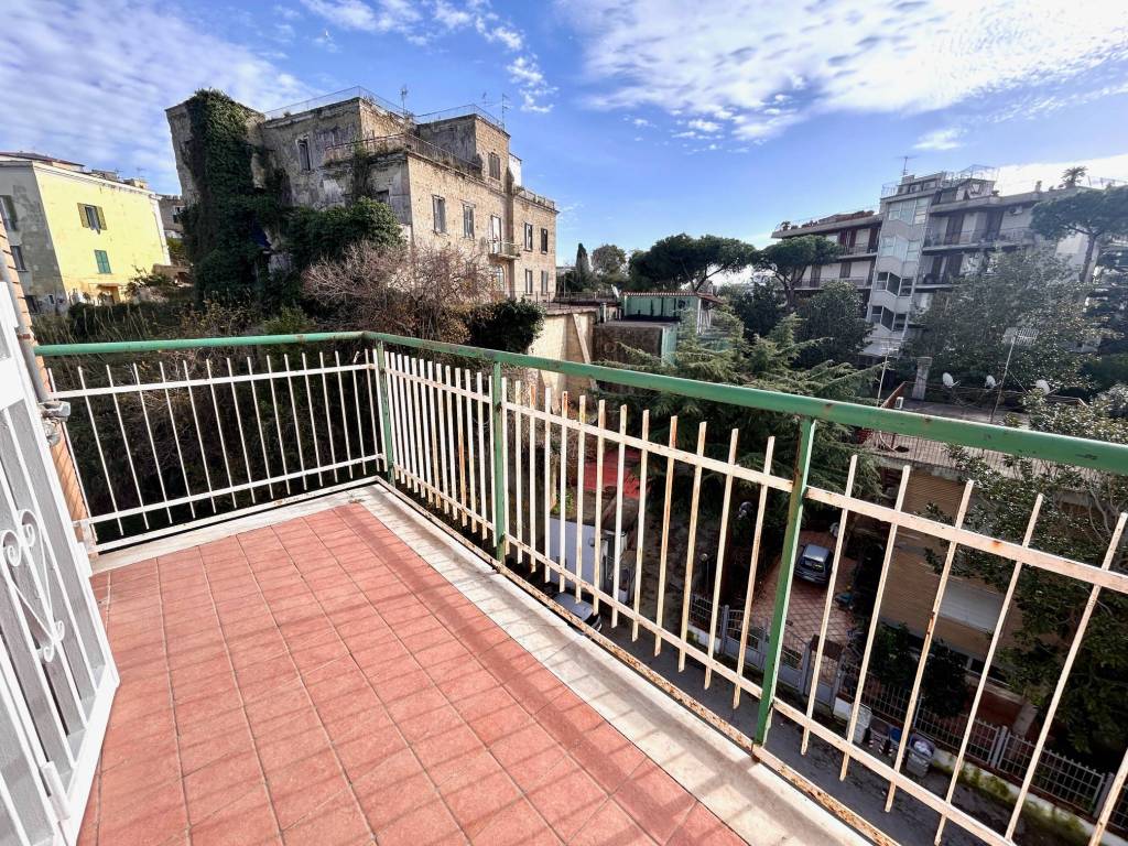 Appartamento a Napoli in Via Nicola Ricciardi - Foto 4
