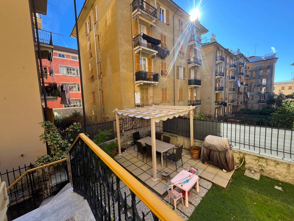 Appartamento a Genova in Via Giuseppe De Notaris, 4 - Foto 3