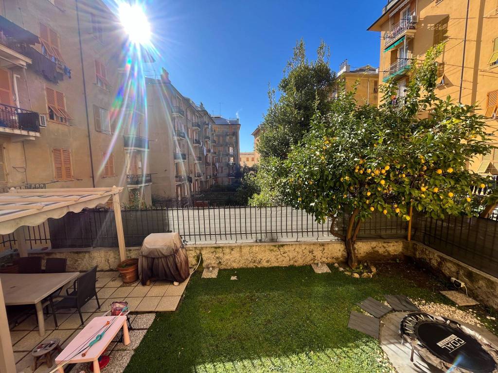 Appartamento a Genova in Via Giuseppe De Notaris, 4 - Foto 4