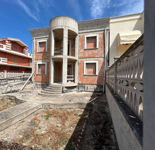 Villetta a schiera a Trinitapoli in Via Canne - Foto 2