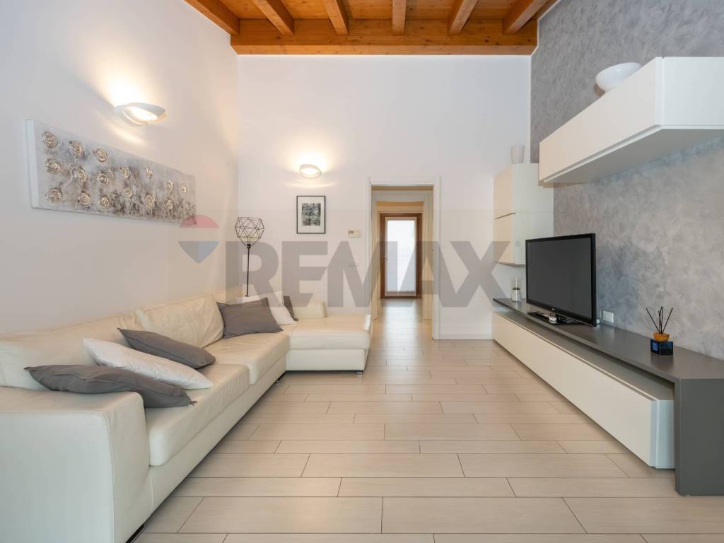 Appartamento a Trezzano rosa in Via Padre Marengoni, 29 - Foto 5