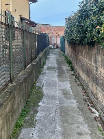 Casa indipendente a Pescara in Via Teramo, 12 - Foto 4